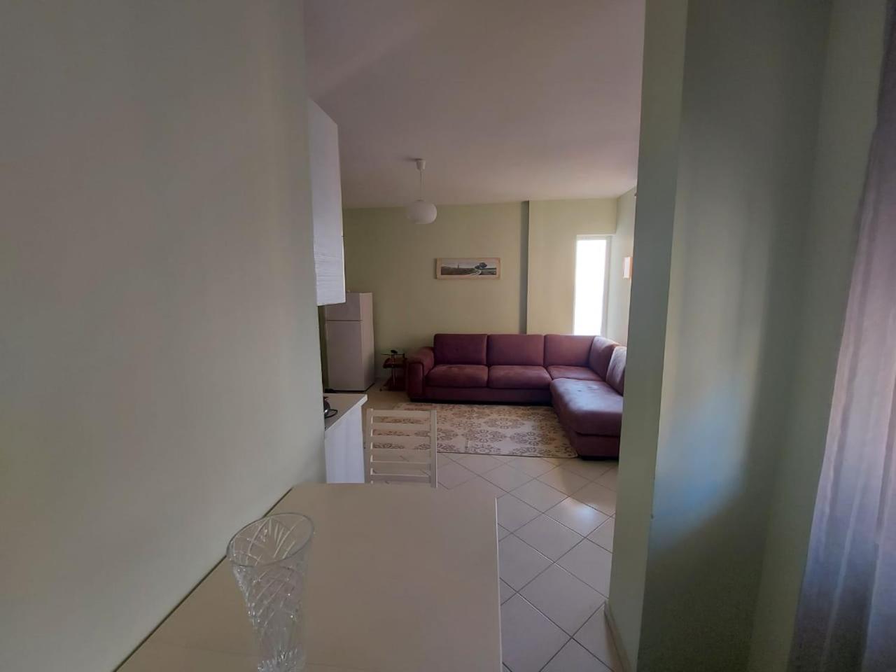 Edan Apartments Vlorë Esterno foto