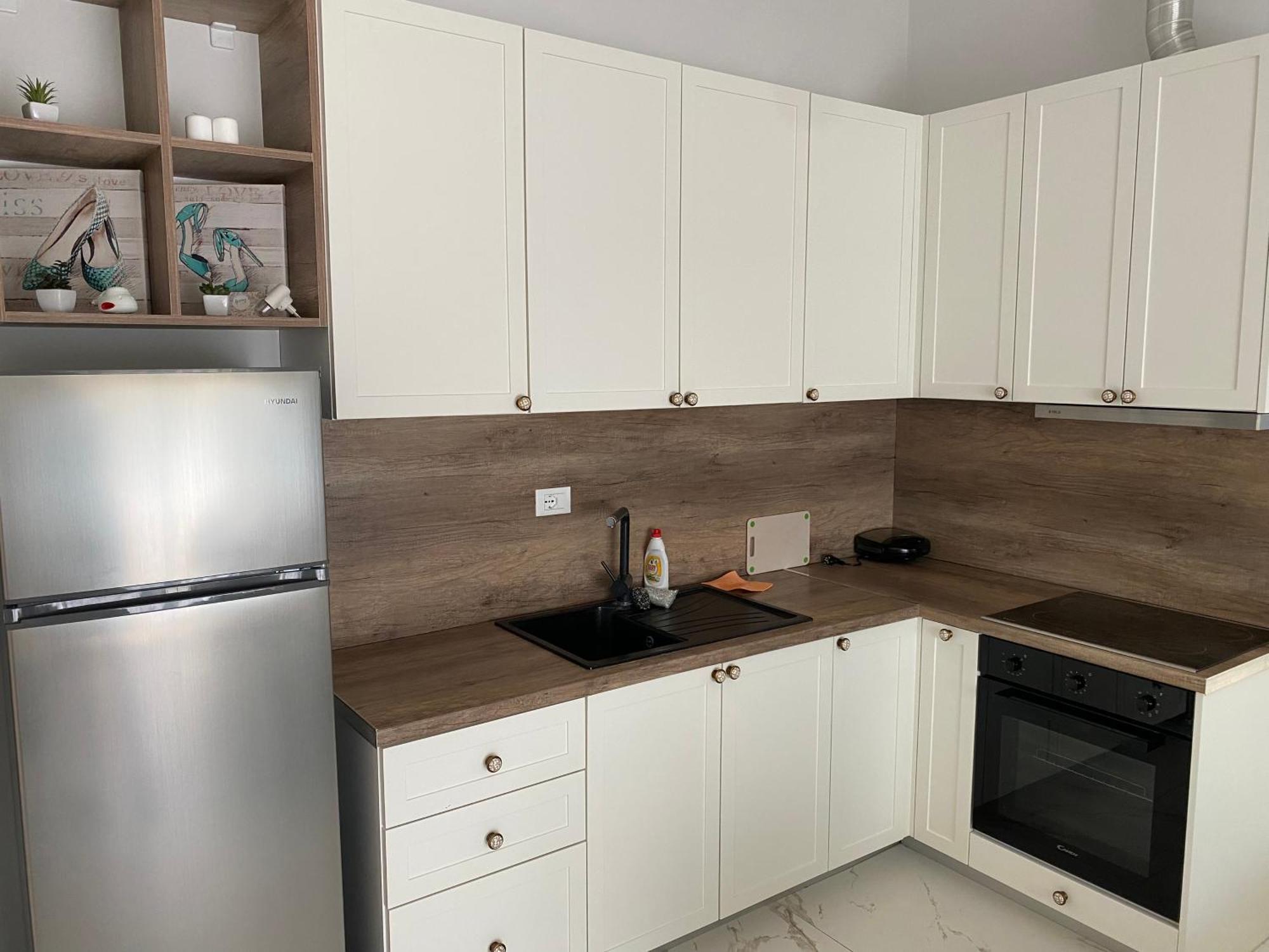 Edan Apartments Vlorë Esterno foto