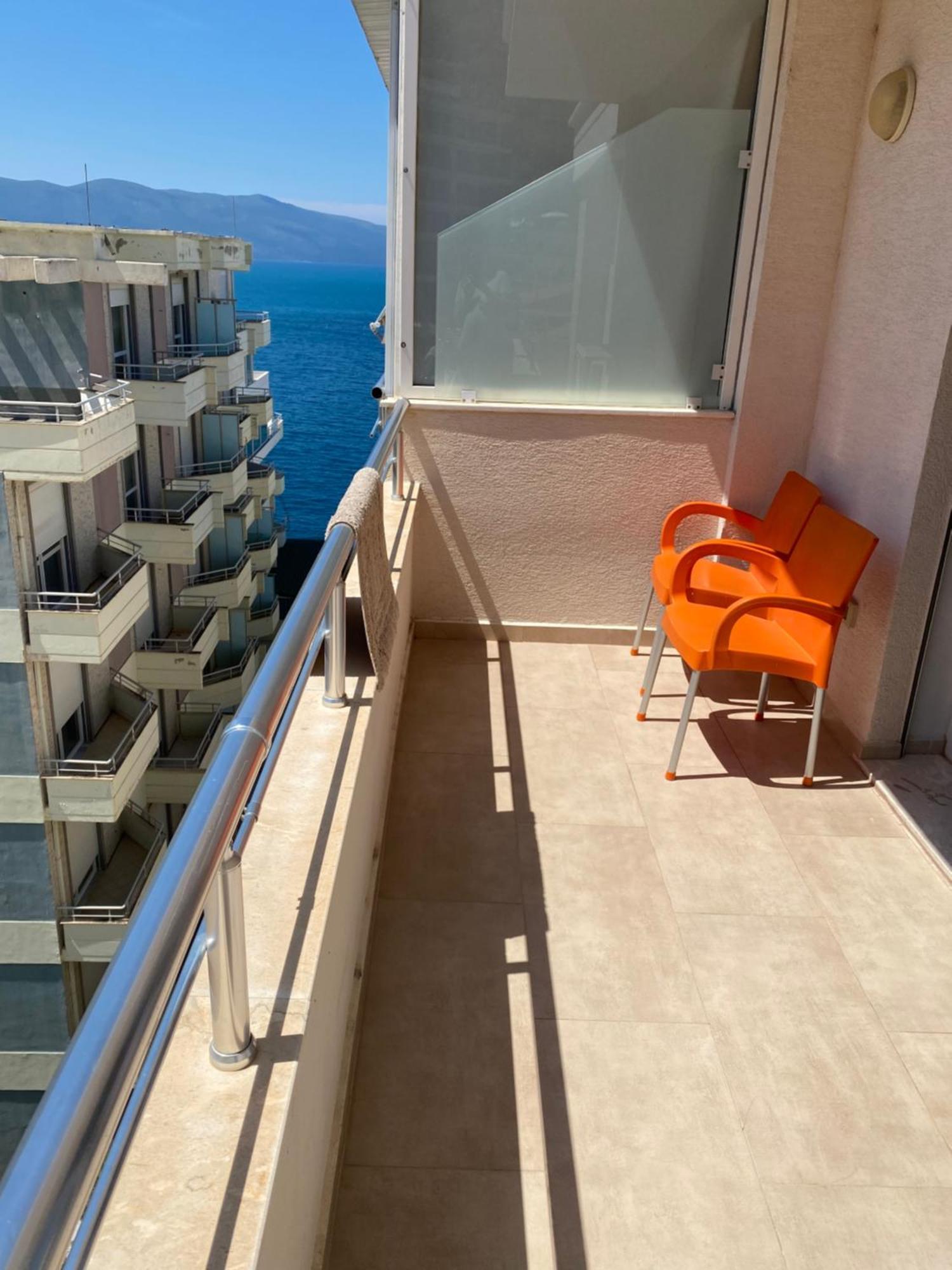 Edan Apartments Vlorë Esterno foto